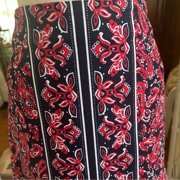 Talbots A-Line Skirt Bandana Print Navy Blue and Red Lined Plus size 18W Petite - Picture 3 of 15